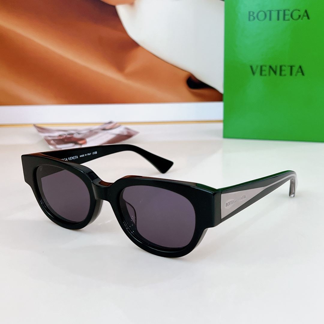 Bottega Veneta Sunglasses